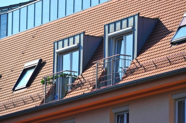 Lukarna z płaskim dachem doskonale doświetlają poddasze