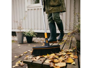 Zdjęcie: Szczotka uniwersalna Ergonomic FISKARS