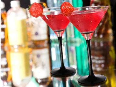 Zdjęcie: Kieliszek martini 360 ml czarna nóżka ALTOM DESIGN