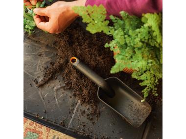 Zdjęcie: Łopatka do ziemi Plant Care FISKARS