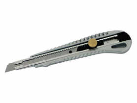 Nożyk metalowy z ostrzem łamanym 9 mm PROLINE