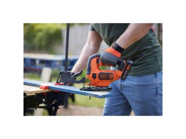 Zdjęcie: Wyrzynarka 18V z 2Ah baterią i ładowarką w torbie BLACK&DECKER