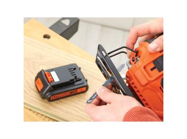 Zdjęcie: Wyrzynarka 18V z 2Ah baterią i ładowarką w torbie BLACK&DECKER