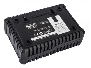 Zdjęcie: Ładowarka 18 V, 4A 18 V MODECO EXPERT