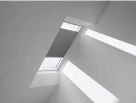 Roleta zaciemniająca energooszczędna FHC M06 1158S podwójnie plisowana VELUX