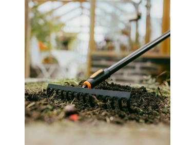 Zdjęcie: Grabie metalowe do gleby 14 zębów, głowica One Click FISKARS