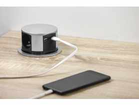 Przedłużacz biurkowy Comfort wpuszczany 100 mm 3 gniazda z uziemieniem GTV