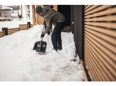Zdjęcie: Szufla do śniegu teleskopowy trzonek  X-series FISKARS