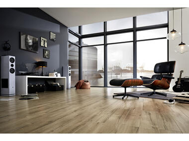 Zdjęcie: Panele laminowane Dąb Benito 8 mm AC4 v-fuga 3280 SWISS KRONO
