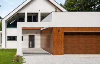 TYNKI MINERALNE NA ELEWACJE – czym się różnią od innych i kiedy warto je wybrać?