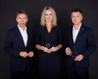 SILNY MANDAT DLA ZARZĄDU GRUPY PSB HANDEL S.A.