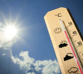 Izolacja BAUMIT i masywne mury na upał